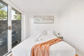 200m to the beach Pet friendly - Image 5