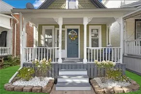 Perfect Vacation Cozy Lancaster Village Bungalow - Image 2