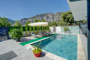 Exquisite Villa in Göcek - Image 3