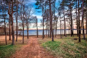 THE LODGE at SELAH Lakefront on 170 acres - Image 4