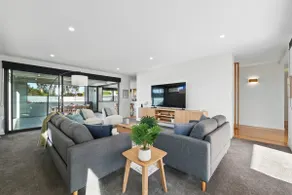 Beautiful Balook - 3 Bedroom Beach House - Image 2