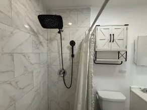 Cozy Guesthouse in Opa Locka - Image 2