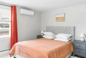 Stylish 2BR Apt - Minutes to NYC with Washer&Dryer - Image 3