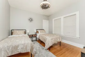 Cozy Cottage Next to Hospital - Image 5