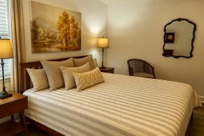 Southern Solace Cozy Retreat Near Downtown Newnan - Image 4
