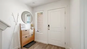 Family-Friendly 3-Story Home Sleeps 8 - Image 2