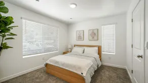 Family-Friendly 3-Story Home Sleeps 8 - Image 3