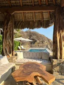 Casa Mario Alberto - Oceanfront Bungalows - Image 2