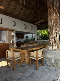 Casa Mario Alberto - Oceanfront Bungalows - Image 5