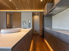 Modern Alpine Design + Scenic Windows - Rinzan - Image 5
