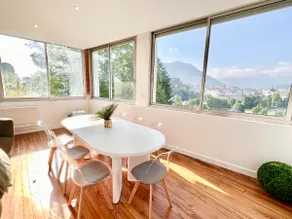 Apartment with panoramic views of Lourdes - Image 2