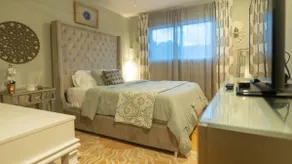 Cozy 3 BDRM- 15 MIN To Dwntwn | Galleria | & Katy - Image 4