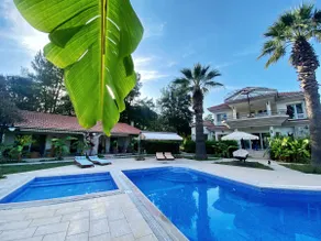 Sunyear Poolside Guest House 3 - Image 4