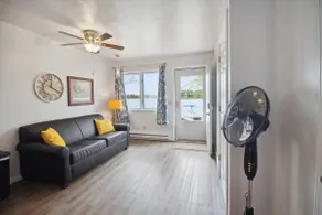 Long lake|Lakefront|2 BR - Image 2