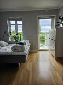 Lakeside holiday home on golf course - Image 5