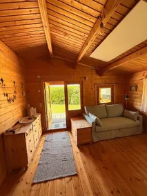 Log cabin at the sailing harbor - Image 5