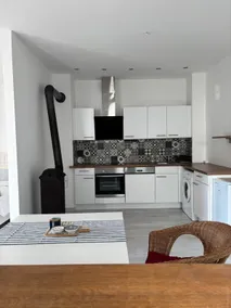 Room/apartment with sailing options - Image 3