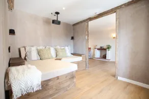 The Bohemian Suite - Romantic & Spacious - Image 5