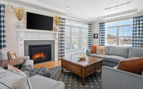 Walk to Gooch’s Beach • Sleeps 12 • Firepit - Image 2
