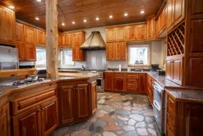 The Woodlands Lodge – Private Retreat in Mora, MN - Image 4