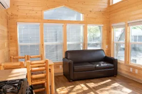 Ranger Smith Loft Cottage - Image 5