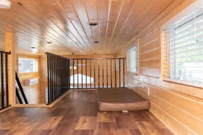 Ranger Smith Loft Cottage - Image 4