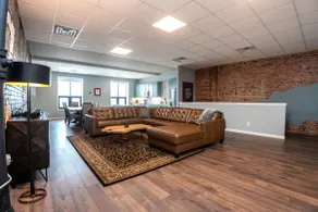 Heart of Downtown Wichita Modern, Bright Fun Loft - Image 5