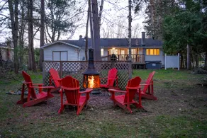 Santa's Village Muskoka Retreat - waterfront - Image 3