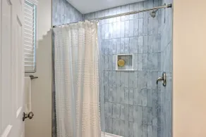 Pilgrim Luxury #1. Newly Built! - Image 3