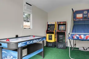 Private Heated Pool Home Arcade Games & Firepit - Image 3