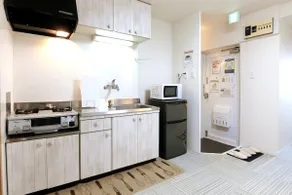 Fully equipped kitchen, 2LDK where you can cook, 45 ㎡ [Free parking] - Image 4