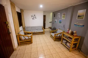 Modern house in Ancón near the sea - Image 2