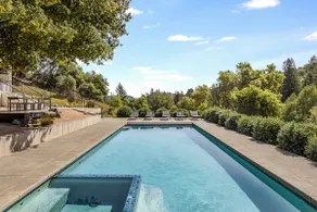 Private Oasis in Healdsburg: Pool, Spa & Views - Image 2