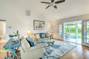 Stylish Coastal Cottage Near Downtown Punta Gorda - Image 5