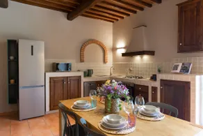 Tuscan House with Private Jacuzzi in Chianti - Image 2