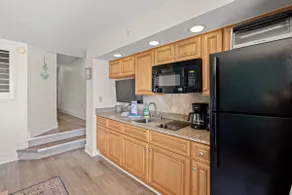 Ocean Front Condo avec une belle rénovation terminée en juin 2018 - Image 5