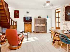 Village house in Marcolès, 2 bedrooms, 4 people, garden - Image 4