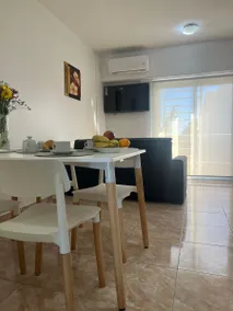 Spacious, comfortable and bright apartment - Image 5