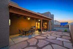 Stylish Santa Fe Escape by Lake, River & Casinos! - Image 4
