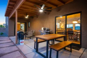 Stylish Santa Fe Escape by Lake, River & Casinos! - Image 5