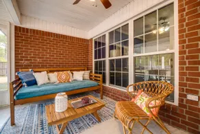 Coastal theme getaway | Relaxing, Patio Arcade - Image 5