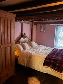 The Little Laura Ashley House - Image 5