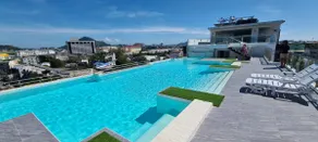 The Palm : Central with Pool, Hammam and Sauna - Image 2