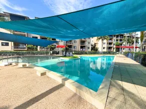 Dive In – Cairns Poolside Stay - Image 5