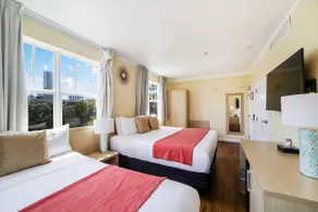 At Mine - South of Fifth Double Beds | Parking - Image 4