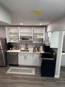 Sleek 1 Bed/Kitchen Brighton SK Basement - Image 5