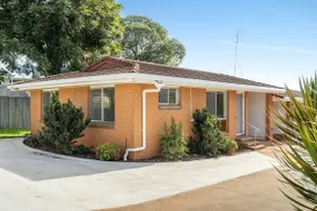 Modern Comfort in Quiet Neighbourhood! - Image 5