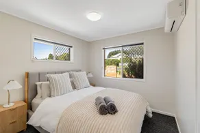 Modern Comfort in Quiet Neighbourhood! - Image 3