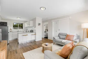 Charm in Leafy Centenary Heights! - Image 2