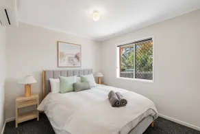 Charm in Leafy Centenary Heights! - Image 3